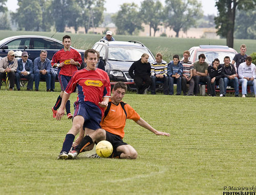 Piłkarskie derby w Rokosowie - fotorelacja
