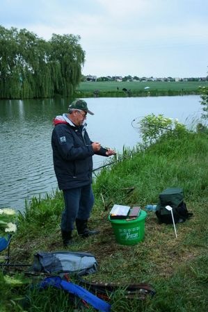 Tym razem łapali ryby - zdjęcia
