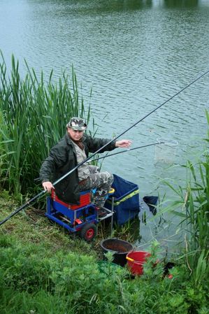 Tym razem łapali ryby - zdjęcia