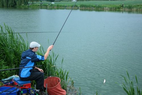 Tym razem łapali ryby - zdjęcia