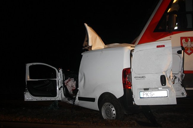 Tragedia na torach, dwie osoby nie żyją - zdjęcia
