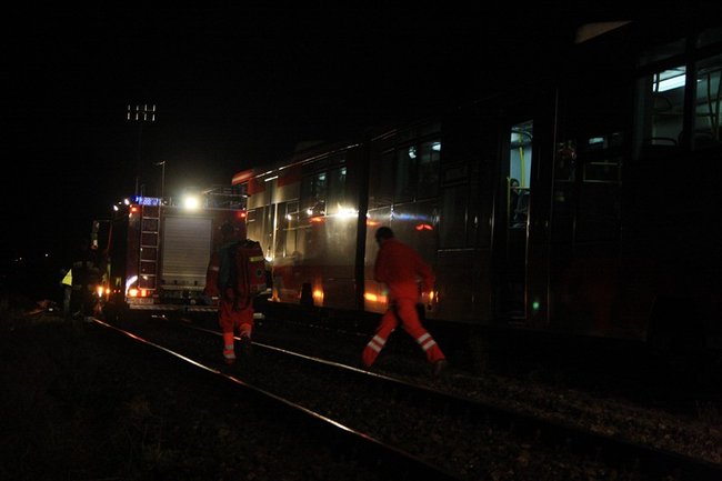 Tragedia na torach, dwie osoby nie żyją - zdjęcia