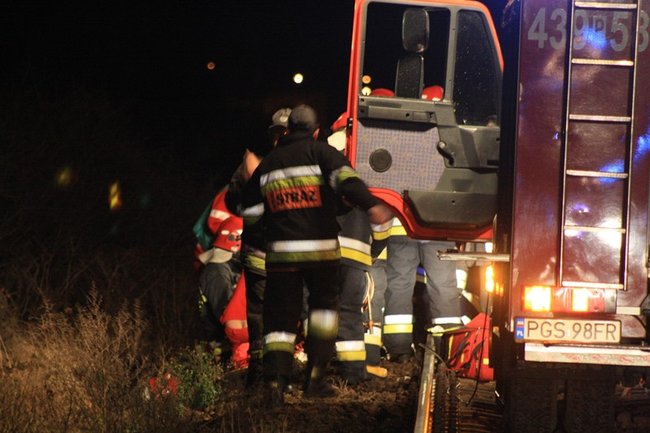 Tragedia na torach, dwie osoby nie żyją - zdjęcia