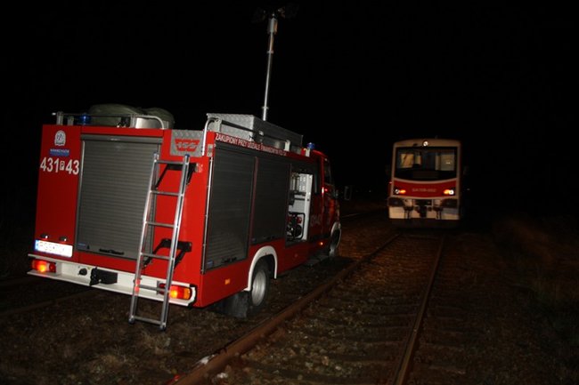 Tragedia na torach, dwie osoby nie żyją - zdjęcia