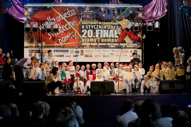 Prezent na XX urodziny WOŚP - fotorelacja