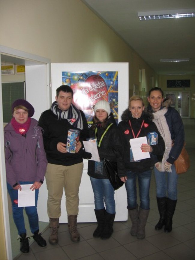 Kwestowali na ulicach Krobi - zdjęcia	