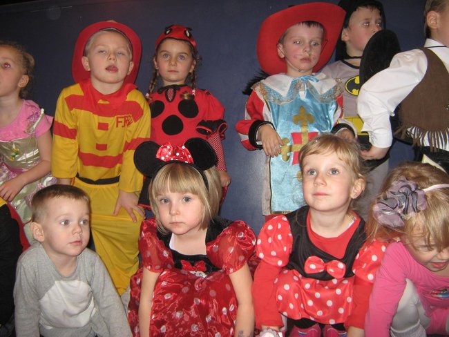 Świętowali w przebraniu - galeria