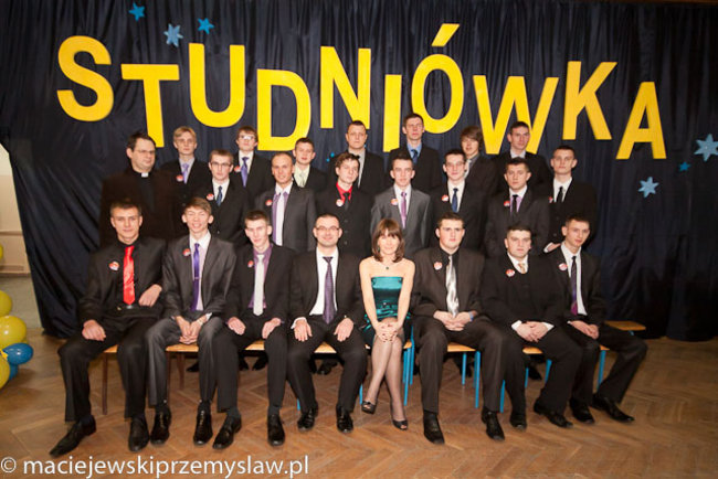 Długo będą  wspominać ten bal - zdjęcia