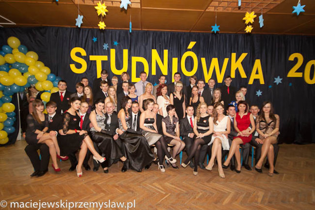 Długo będą  wspominać ten bal - zdjęcia