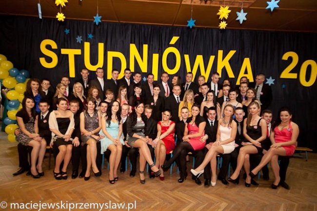 Długo będą  wspominać ten bal - zdjęcia