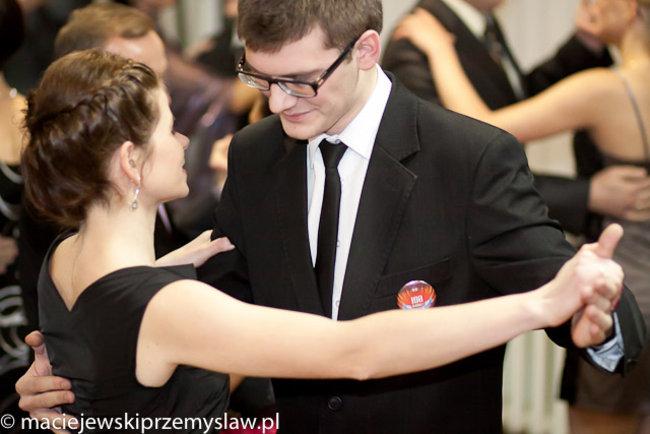 Długo będą  wspominać ten bal - zdjęcia