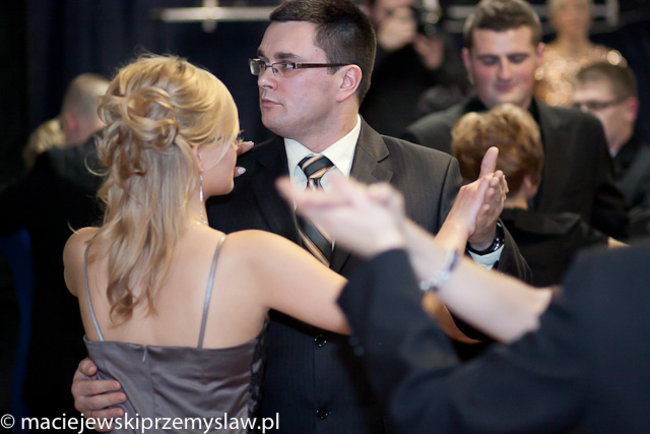 Długo będą  wspominać ten bal - zdjęcia