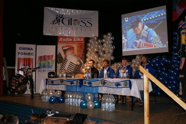 W żużlowej scenerii - zdjęcia