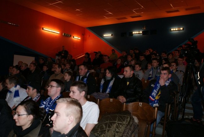 W żużlowej scenerii - zdjęcia