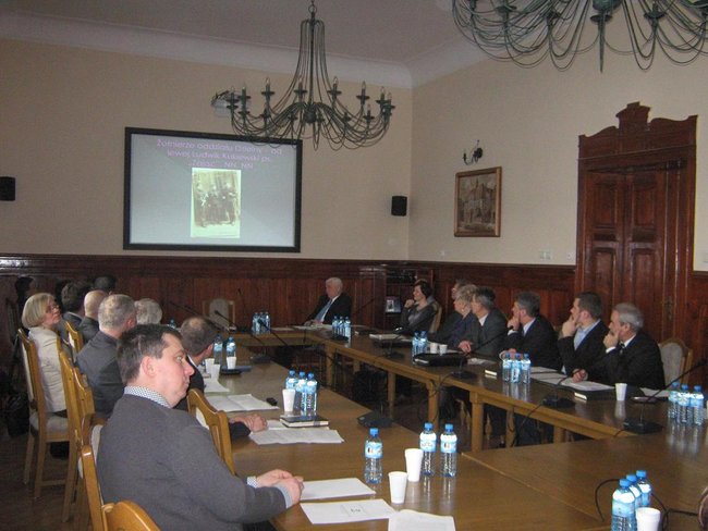 Z historycznym przesłaniem - zdjęcia