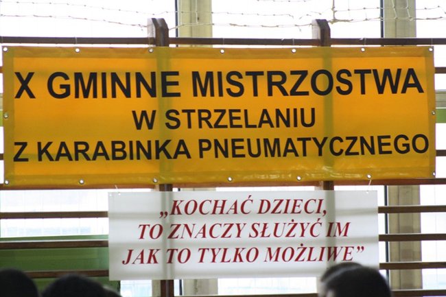Uczniowska strzelanina - zdjęcia