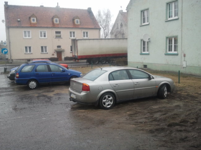 Pytania bez odpowiedzi - zdjęcia