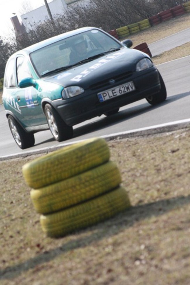 Sezon wyścigów rozpoczety - zdjęcia