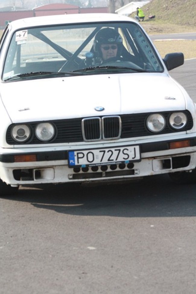 Sezon wyścigów rozpoczety - zdjęcia