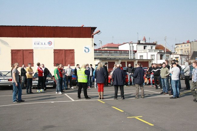 Sezon wyścigów rozpoczety - zdjęcia