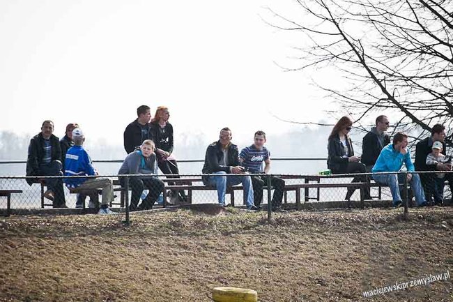 Sezon wyścigów rozpoczety - zdjęcia