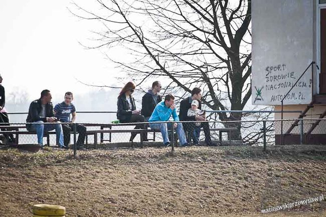 Sezon wyścigów rozpoczety - zdjęcia