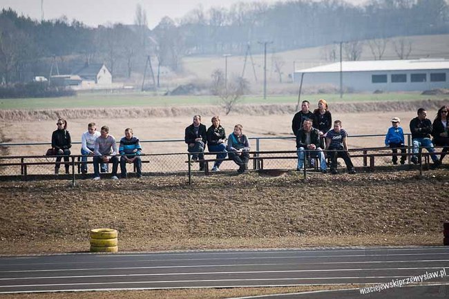 Sezon wyścigów rozpoczety - zdjęcia