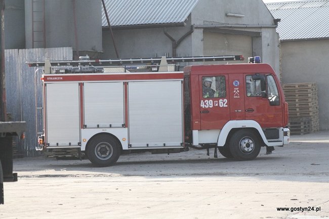 Pożar tartaku w Kunowie - zdjęcia