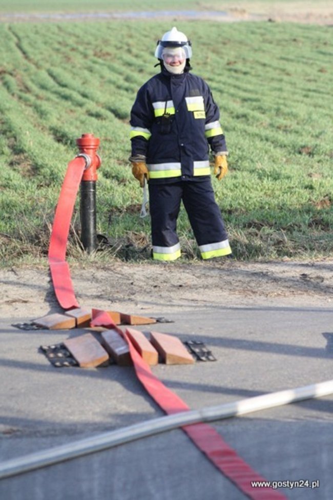 Pożar tartaku w Kunowie - zdjęcia