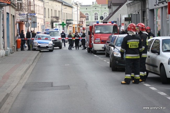 Bomba w pasażu na Kolejowej? - zdjęcia