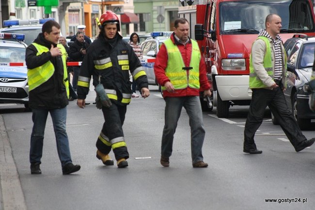 Bomba w pasażu na Kolejowej? - zdjęcia