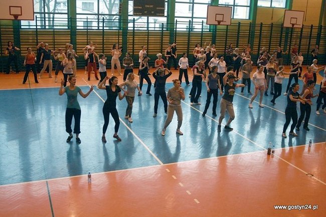 Zumba, wycieczka dookoła świata - zdjęcia