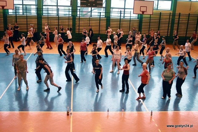 Zumba, wycieczka dookoła świata - zdjęcia