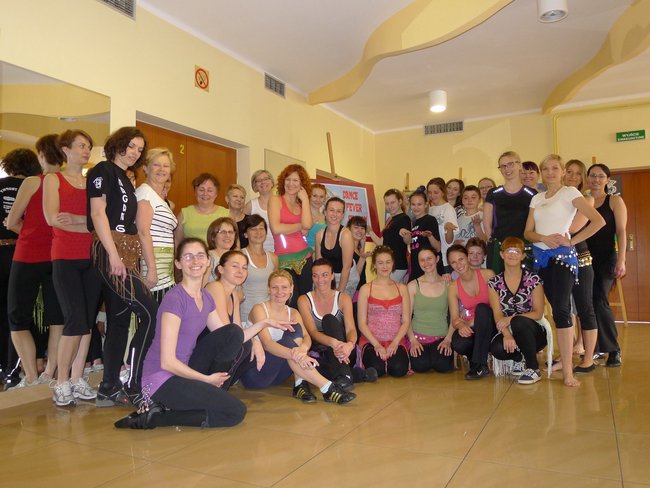 Taniec w fitnessowym wymiarze - zdjęcia