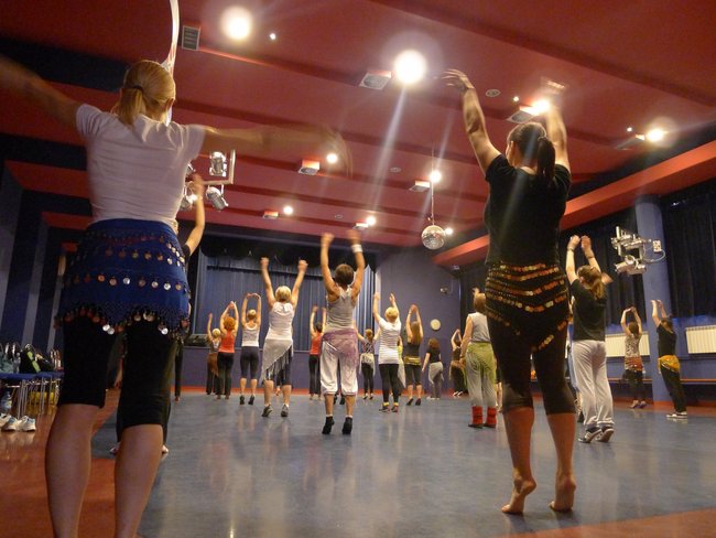 Taniec w fitnessowym wymiarze - zdjęcia