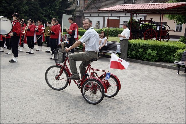 Uczcili pamięć bohaterów  - zdjęcia
