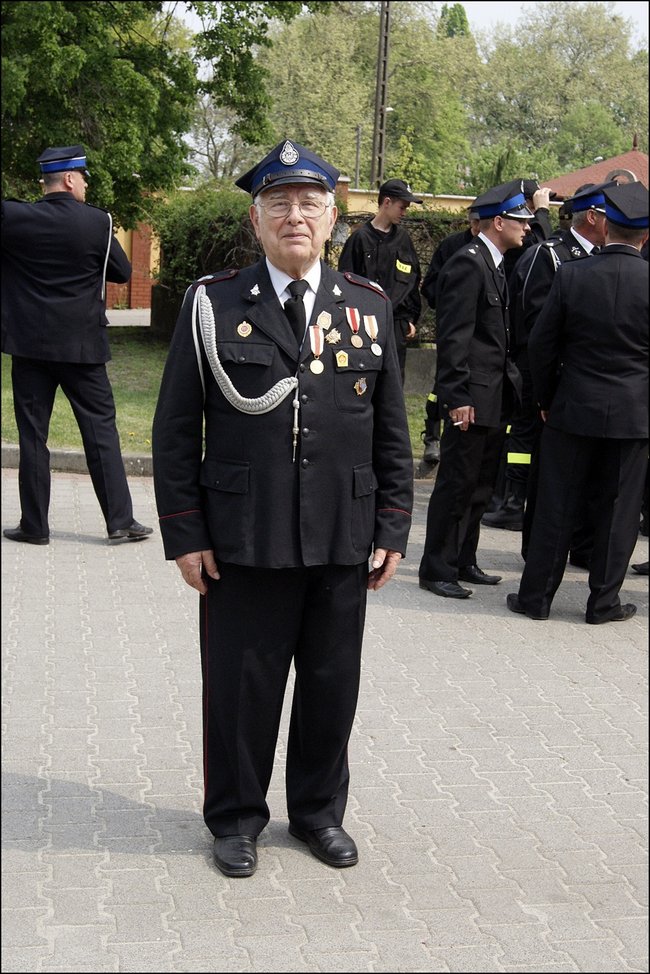 Uczcili pamięć bohaterów  - zdjęcia