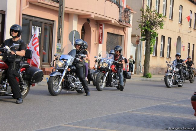 Majówka przy fontannie - zdjęcia