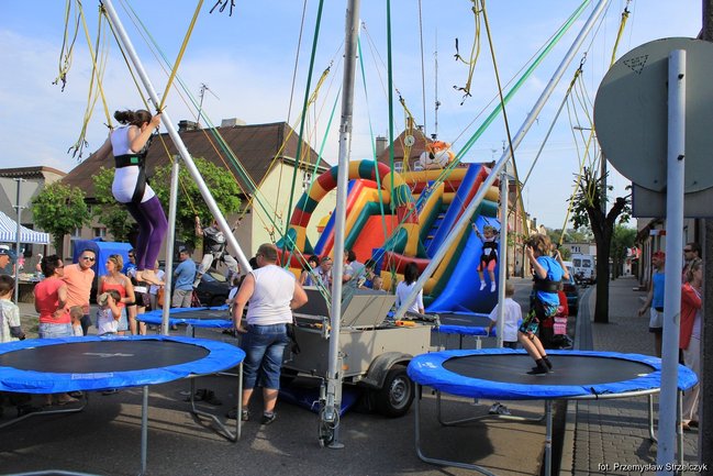 Majówka przy fontannie - zdjęcia