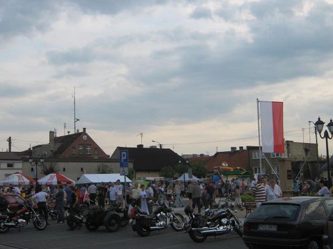 Majówka przy fontannie - zdjęcia