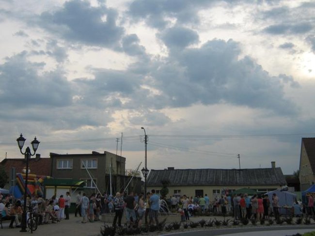 Majówka przy fontannie - zdjęcia