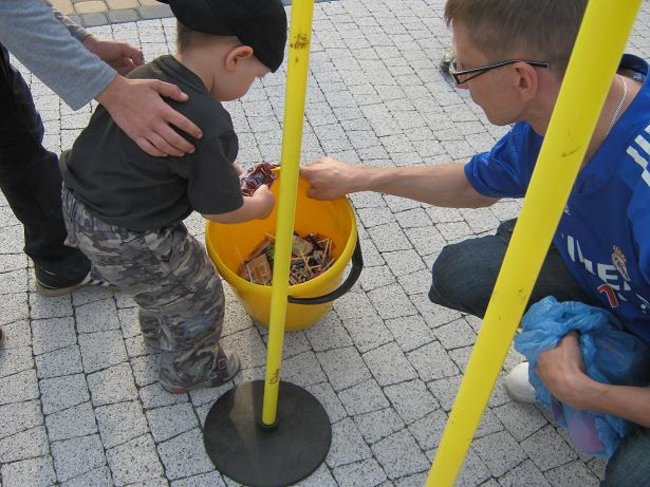 Majówka przy fontannie - zdjęcia