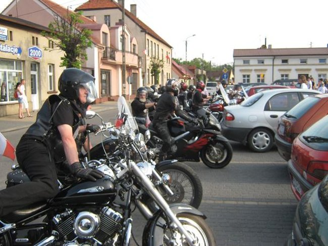 Majówka przy fontannie - zdjęcia