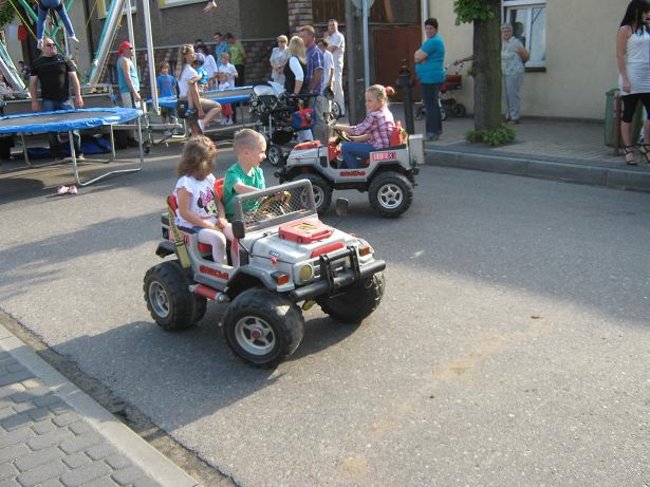 Majówka przy fontannie - zdjęcia