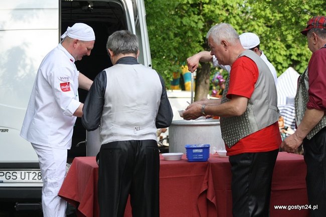 Zamiast tortu były ślepe ryby - zdjęcia