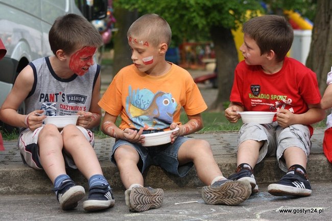 Zamiast tortu były ślepe ryby - zdjęcia