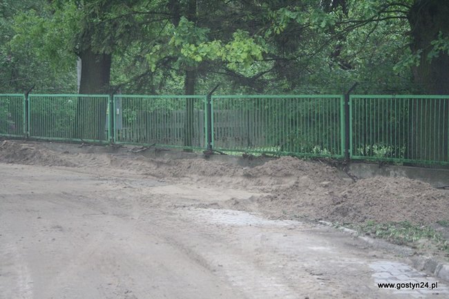 W dzień wygląda jeszcze gorzej - zdjęcia