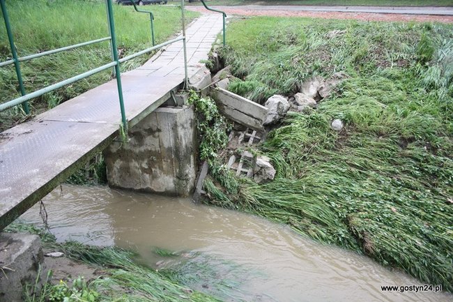 W dzień wygląda jeszcze gorzej - zdjęcia