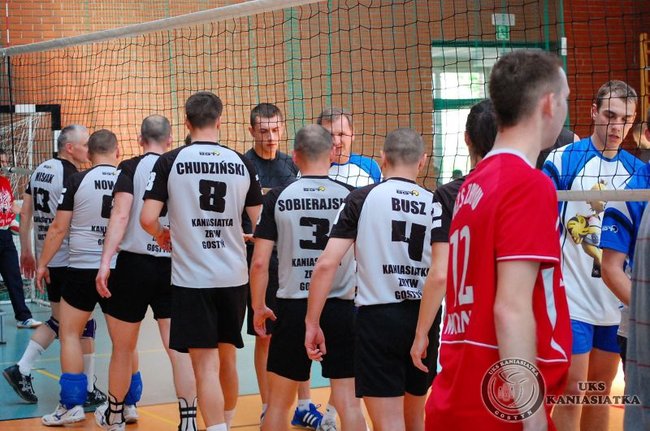 Zacięta gra o mistrzostwo - zdjęcia