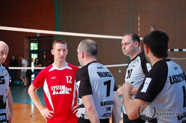 Zacięta gra o mistrzostwo - zdjęcia